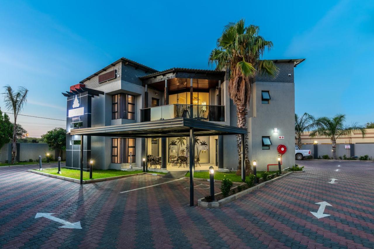 The Melva Guest House Gaborone Extérieur photo